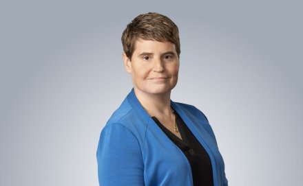 Portrait of Tami A. Earnhart
