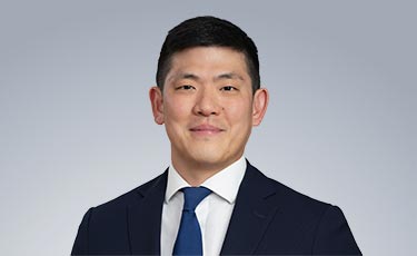 Portrait of Eric Hyun Yoon